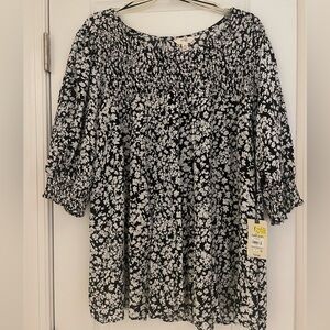 Terra & Sky Black and White Flutter Sleeve Blouse